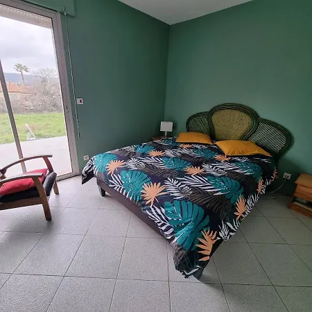 De La Gare Villa *